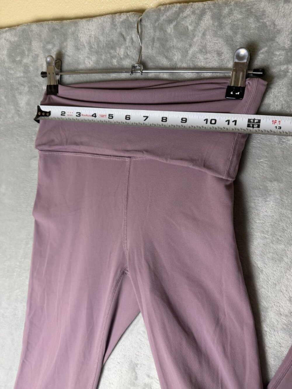 LULULEMON Yoga Pants Womens XS Dusty Mauve High Rise Stretch Flare Leg 31in - Picture 3 of 5